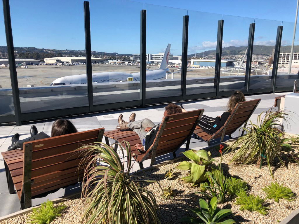 SFO Outdoor Terrace_0002_20190206 (1)